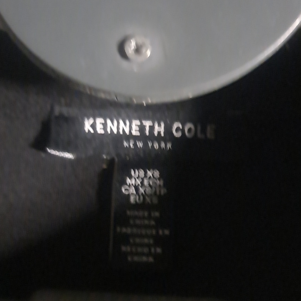 KENNETH COLE Top - Picture 5 of 5